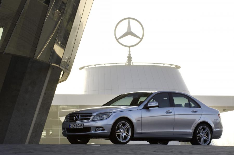  Mercedes-Benz C-Class 2007 года  (фото 105 из 413)